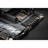 ASUS ROG CROSSHAIR X870E HERO, Mainboard 