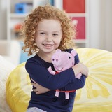 Hasbro Peppa Wutz Kicherspaß mit Peppa, Kuscheltier 