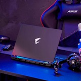 GIGABYTE AORUS 17 BSF-H3DE654SH, Gaming-Notebook schwarz, Windows 11 Home 64-bit, 43.9 cm (17.3 Zoll) & 240 Hz Display, 1 TB SSD